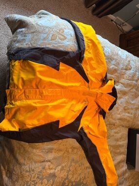 Gill High-Visibility Yellow Black Jacket